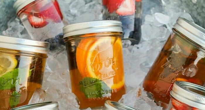 Освежись! 7 рецептов чая со льдом