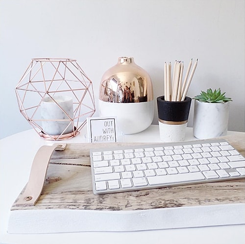 "Rose gold" aksesuarlar.