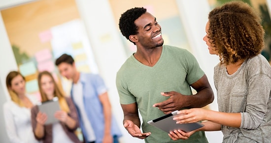 9 способов стать более раскрепощенным при общении с другими людьми