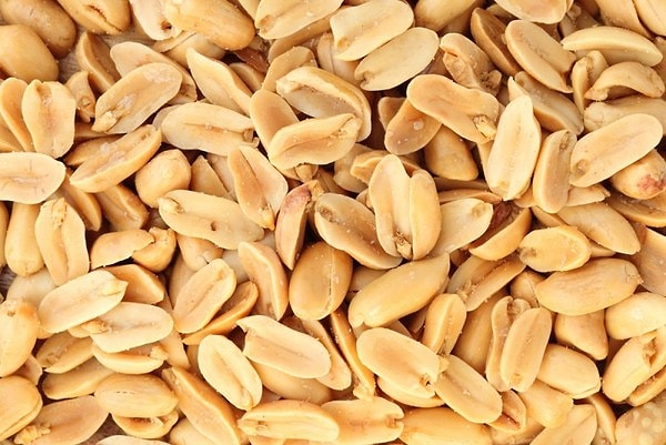 7. Жареный солёный арахис