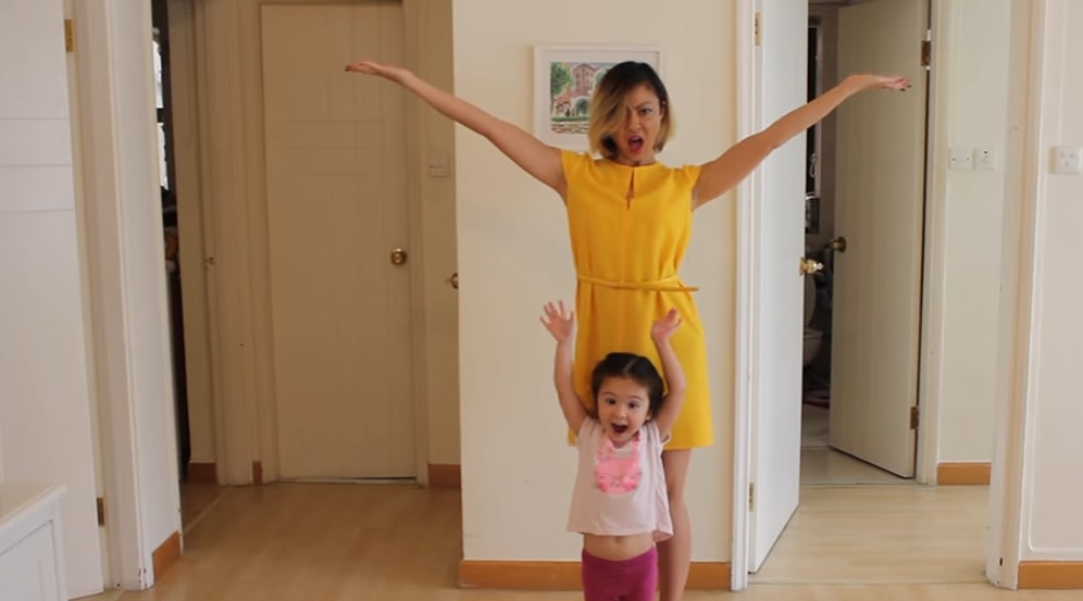 Anne ve Babasını 1 Hafta Boyunca Giydiren Prensesle Tanışın!