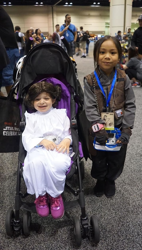 7. Она успешно передала план каждой из них.