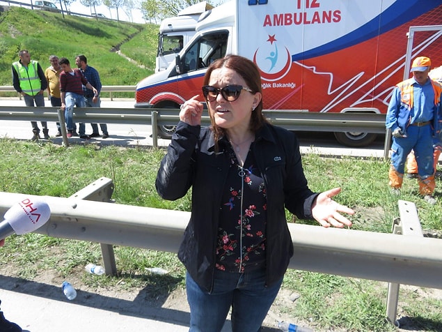 Özel bir üniversitenin öğrencilerini taşıyan minibüste meydana gelen patlamada 7 öğrenici yaralanmıştı.