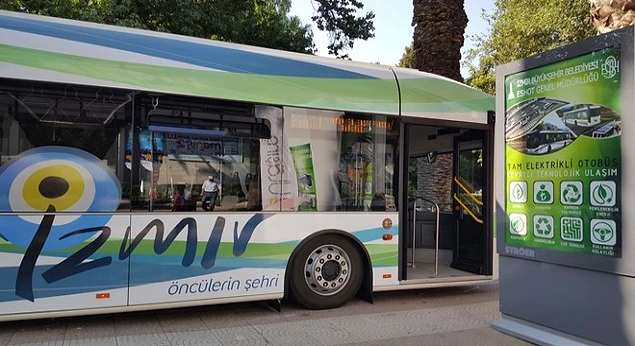29 oturan, 40 ayakta ve 2 tekerlekli sandalyeli yolcu kapasitesine sahip olan elektrikli otobüsler, dış görünüşüyle de bir harika.