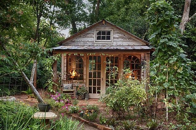 9. This East Texas shed, which is made almost entirely from salvaged and upcycled materials.