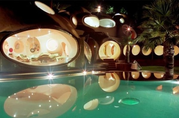 1. Вилла находится в числе культурных достопримечательностей Франции