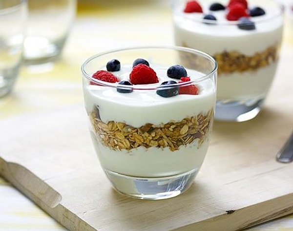 12. Продукты, содержащие тирозин: