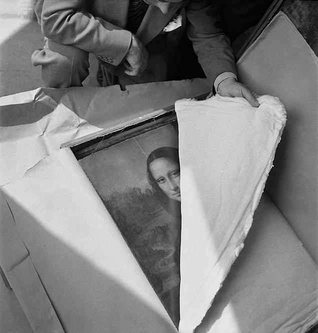 29. Mona Lisa, Da Vinci's famous masterpiece returning to the Louvre after WWII.
