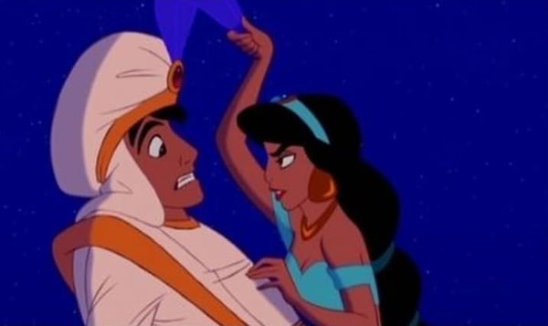 9. Когда Аладдин разговаривает с Жасмин, степень его вранья можно определить по перу — чем оно ниже, тем больше Аладдин врет