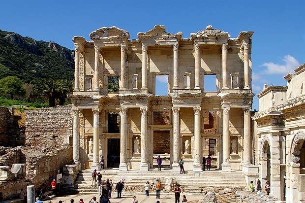Efes Artemis Tapınağı