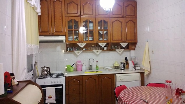 14. Vefat eden aile bireylerinin artık olmadığı o ev.