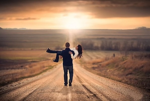 Что же всё такие такое эта "любовь с первого взгляда"?