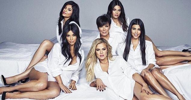 They are a family that are always talked about with their lifestyles, clothes choices, and especially with their scandals: the Kardashians!