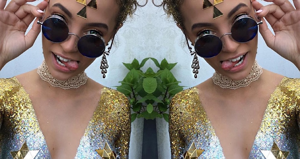 Coachella Sayesinde 2017 Müzik Festivali Modası Belli: Sim ve Taşla Kaplanmış Bedenler!