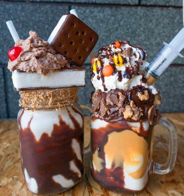 10. Yapımı basit bir çikolatalı milkshake size bütün dertlerinizi unutturur mu?