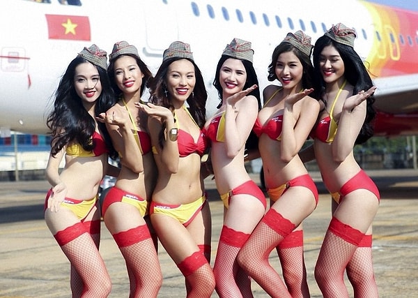 7. У VietJet имеется в распоряжении 38 самолетов