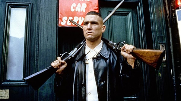 6. Карты, деньги, два ствола (1998)