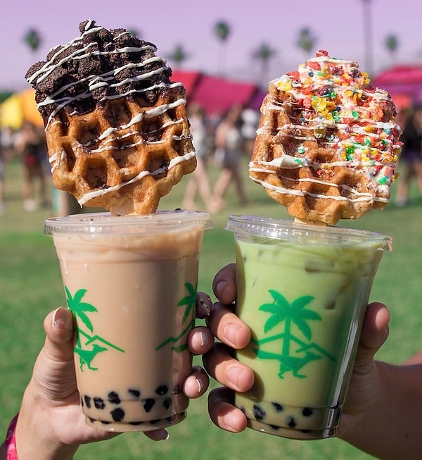 7. Вот так компактно его можно носить вместе с любимым охлажденным напитком.