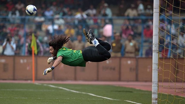 8. Rene Higuita