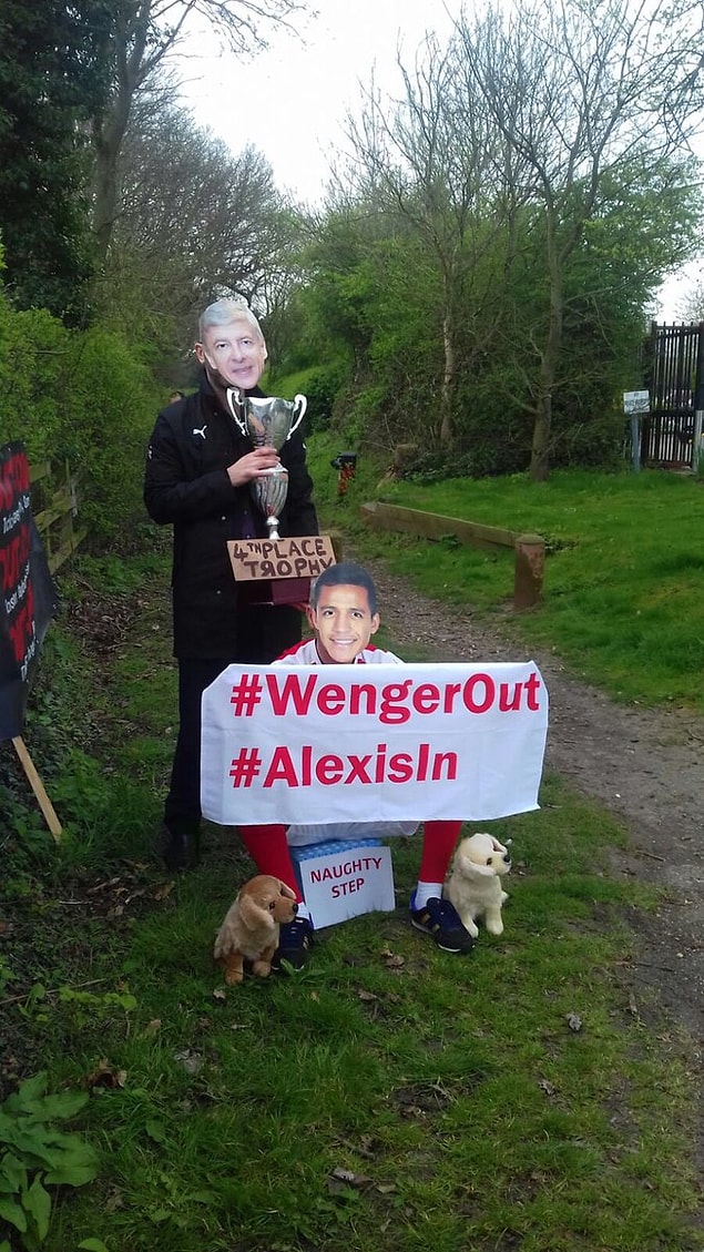 A nice reference, with the fourth place cup.