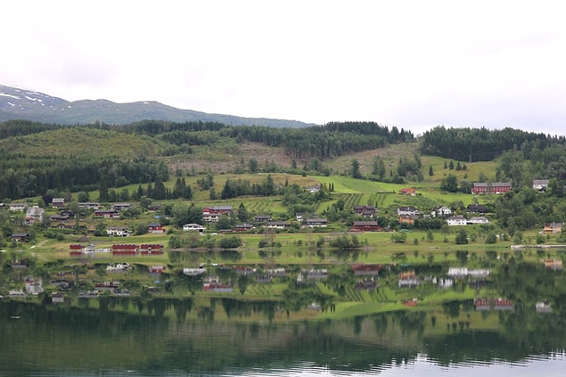 2. Turistin az olduğu genel olarak Norveçlilerin tercih ettiğin bölgelerden birisi.