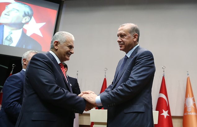 Erdoğan: "Partime, aşkıma yeniden dönüyorum"
