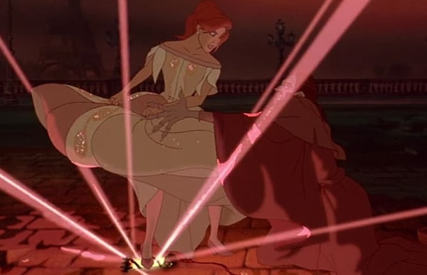 19. Она была настолько сильна духом, что собственноручно уничтожила Распутина и спасла Дмитрия