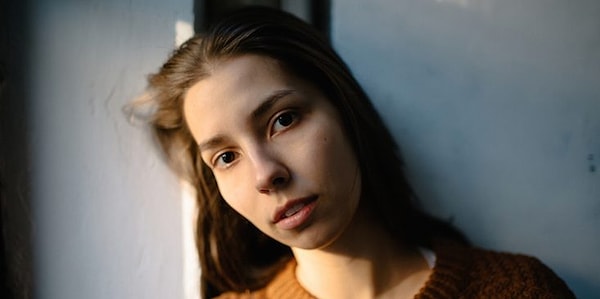 9. Люди часто считают, что вы молча осуждаете их