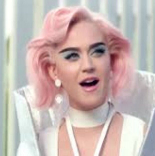 Katy Perry Feat Skip Marley-Chained To The Rhythm