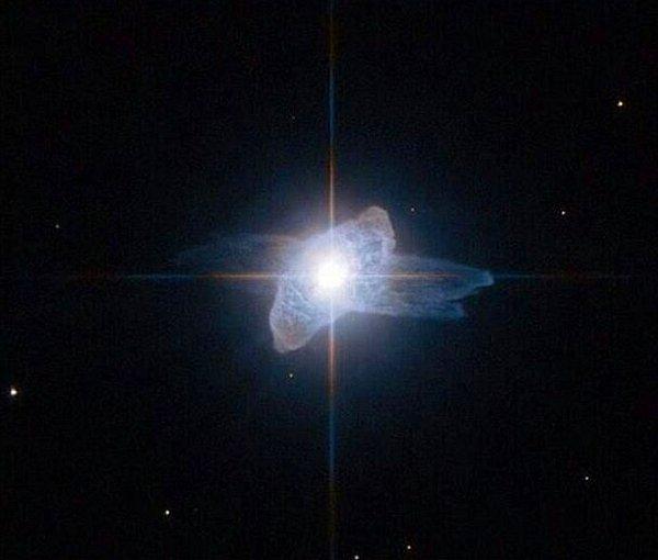 18. Hubble'ın görüntülediği, ölmekte olan bir yıldız.