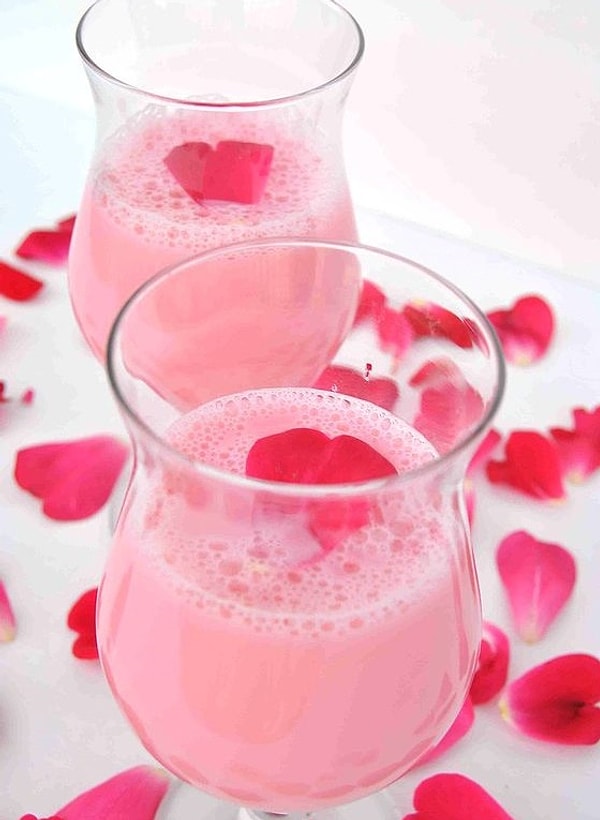 4. Розовый милкшейк