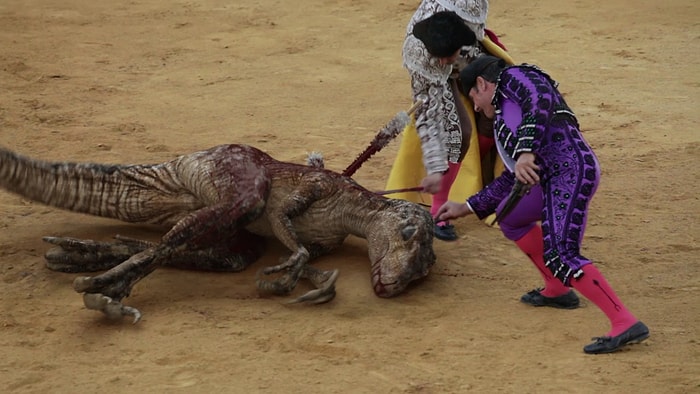 İnsanı Rahatsız Eden 'Raptor'lu Görüntülerle Boğa Güreşlerine Tepki