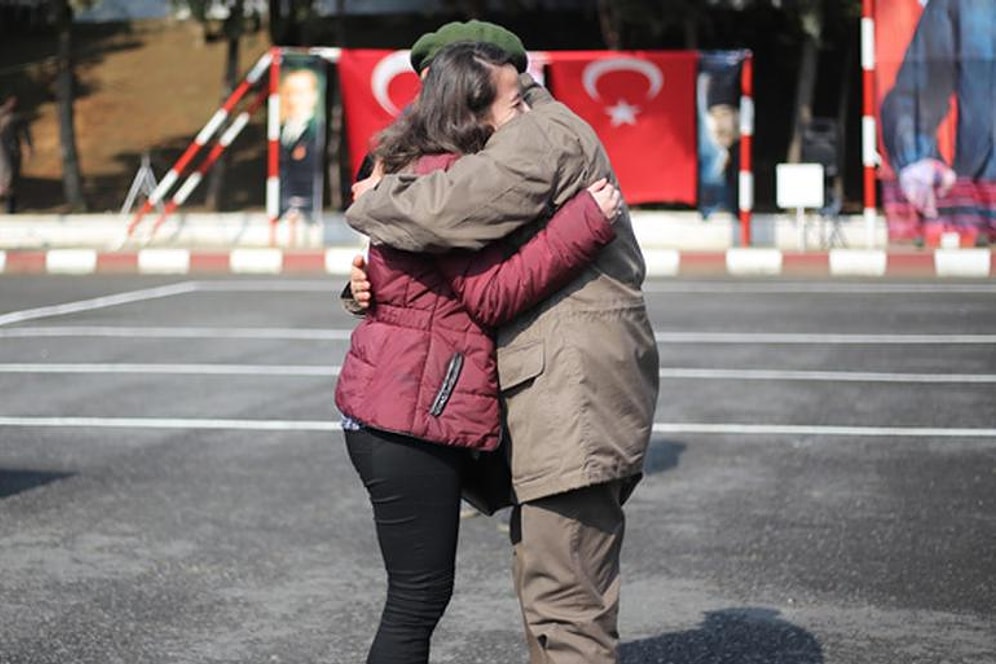 Hem Zorlu Hem de Onurlu Bir Görev! 17 Madde ile Asker Eşi ya da Sevgilisi Olmak
