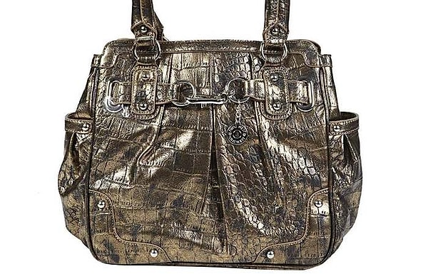 6. Сумка, наколотая ботоксом