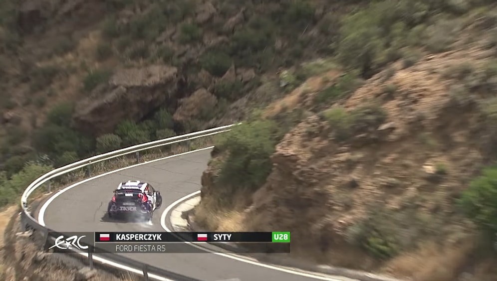 Şanssız Bir Şekilde Kaza Yaparak Uçurumla Burun Buruna Gelen Ralli Pilotu