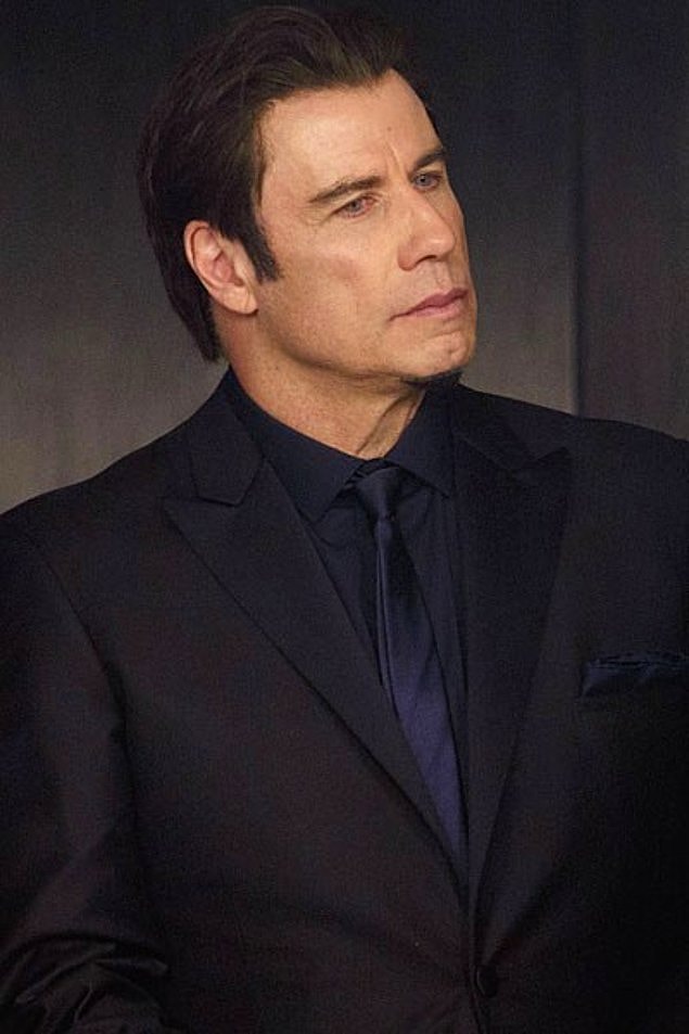 11. Geçtiğimiz yıl Pulp Fiction filimin yıldızı John Travolta, masörünün açtığı 2 milyon Dolar değerindeki davayla sarsılmış, hayranları ise masörün açıklamaları karşısında şok olmuştu.
