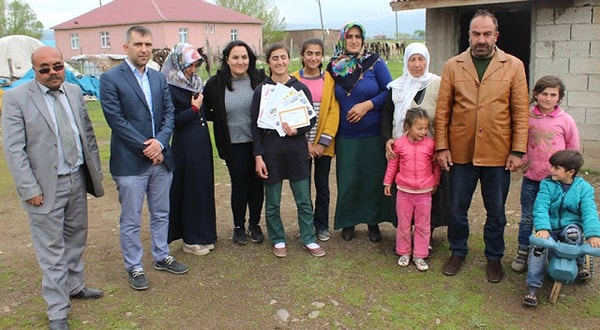 'Bu zorluk içinde böyle bir başarı getirmeleri bizleri duygulandırdı.'