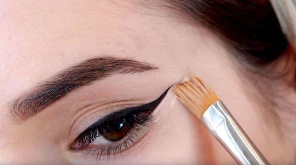 10. Консилер