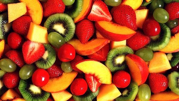 Kendi fırınınızda meyve kurutmak, taze meyveleri korumanın basit bir yoludur.