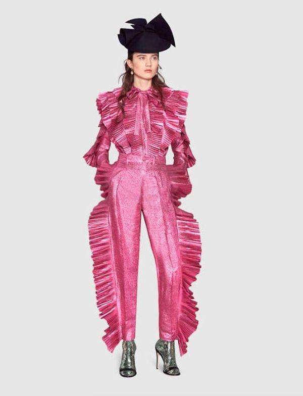 20. Or $2,627 (£2,030) to look like... this. Oh, btw that's just for the top half, if you want the trousers too, that'll cost you an extra $1,682 (£1,300).