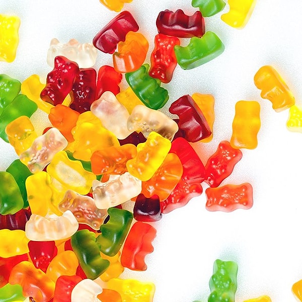 3. "А ты в курсе, что в мармеладных мишках содержится свинина?!"