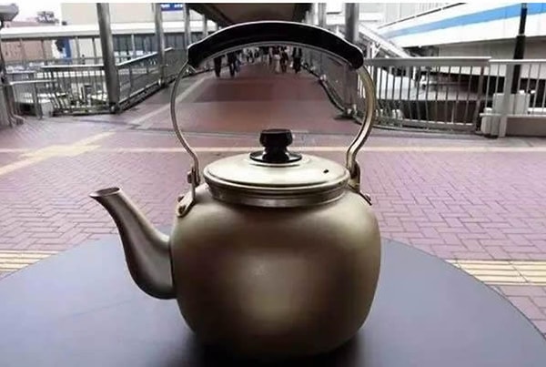 Но мы лично не советуем вам прикалываться над баристами этой сети кофеен.