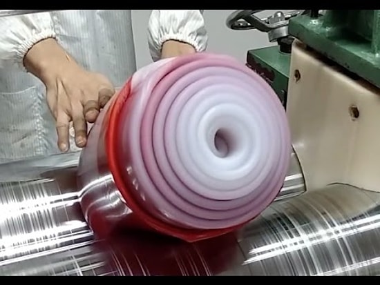 İzlemesi Aşırı Keyifli Şeylerde Bugün: Silikona Yapılan Hipnotize Edici İşlem