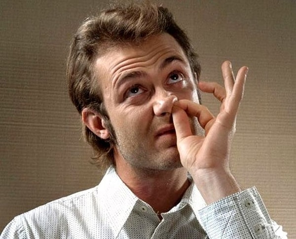 8. По словам австрийского пульмонолога Фридриха Бишингера, люди, которые ковыряются в носу, здоровее, счастливее и стройнее тех, кто этого не делает!