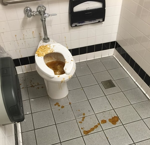 18. Посетители ВСЕГДА ведут себя очень культурно.