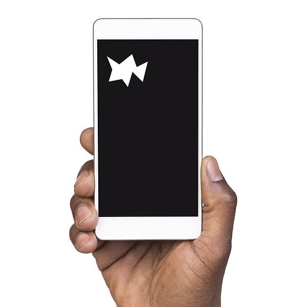 7. Да, знаю. Надо было покупать чехол. Можете с этим что-нибудь сделать?