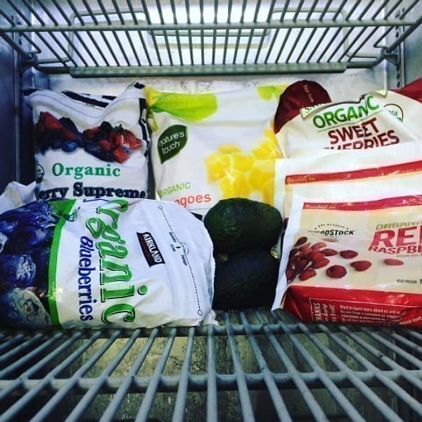 3. Не забывайте о замороженных фруктах и овощах.