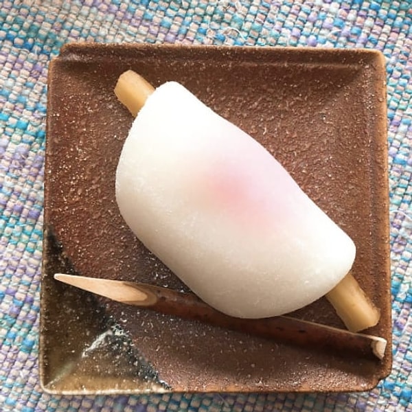 5. Hanabira Mochi