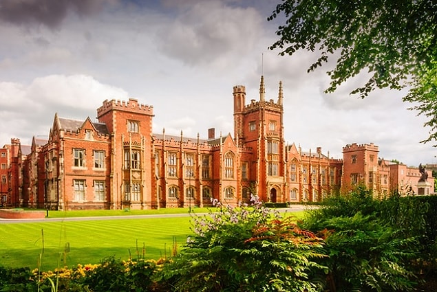 6. Belfast Üniversitesi, Kuzey İrlanda