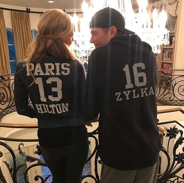 13. She still watches The Simple Life reruns with her boyfriend, Chris Zylka.